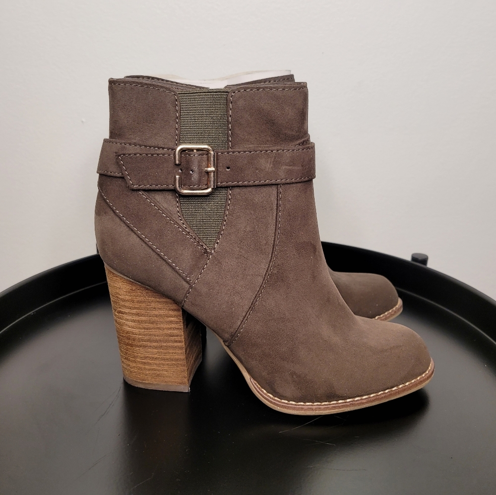 Aldo Nylander Suede Booties
